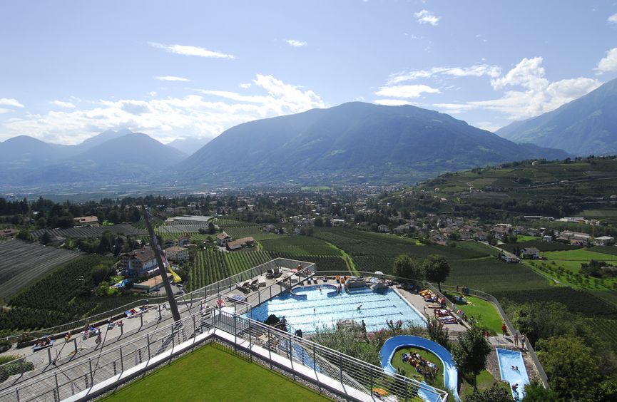 Das Panorama-Freibad in Schenna