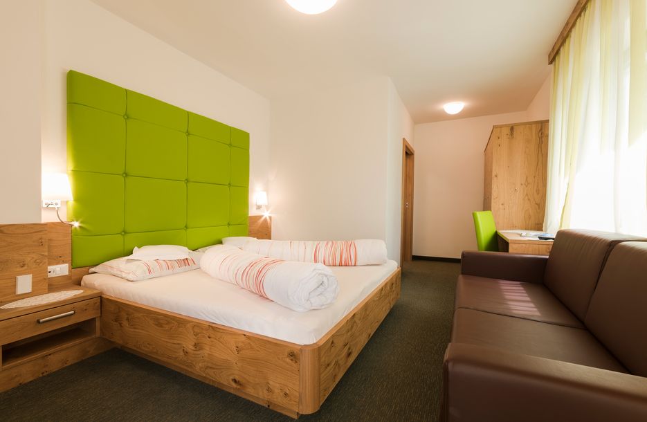 Pension Hahnenkamm 3 Sterne - Schenna, Südtirol Pension Hahnenkamm