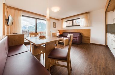 Pensione Hahnenkamm 3 Stelle Scena, Schenna, Alto Adige, Hotel per escursionisti Pensione Hahnenkamm