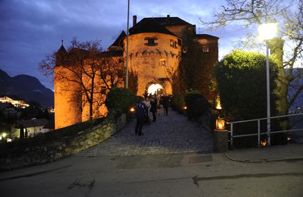 Schloss Schenna oberhalb von Meran